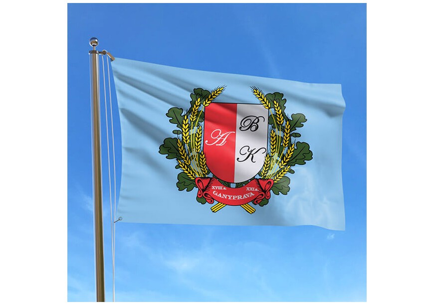 Šeimos ir giminės vėliavų gamyba - įdomus atributas apjungiantis artimuosius